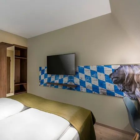 Tryp By Wyndham Hotel 4*
