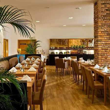 Tryp By Wyndham Hotel
