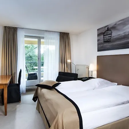 Hotel Tryp By Wyndham 4*