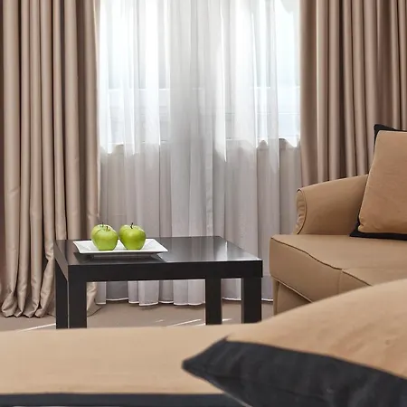 Tryp By Wyndham Hotel 4*