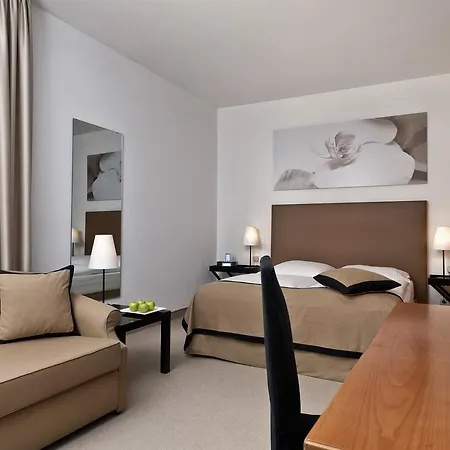 Hotel Tryp By Wyndham Rosenheim