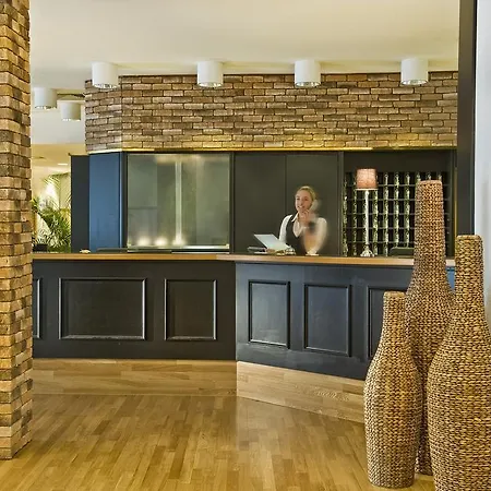 Tryp By Wyndham Hotel