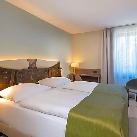 Ibis Styles 4*