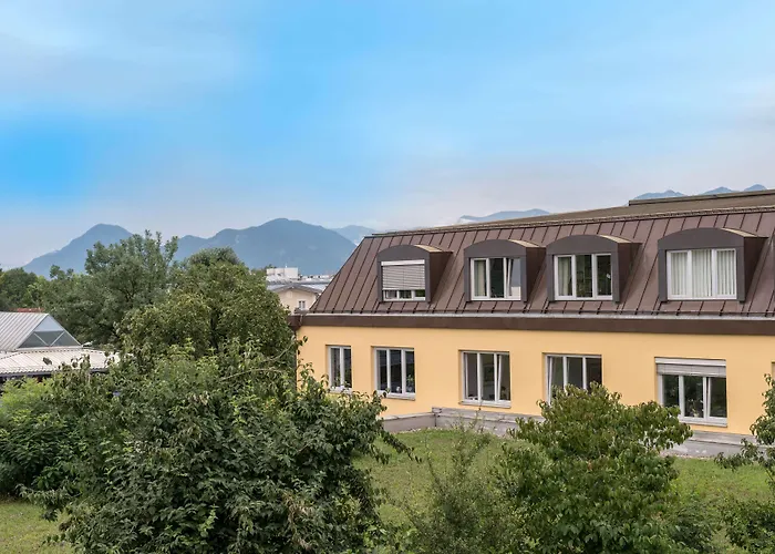 City Hotel Rosenheim Hotel 4*