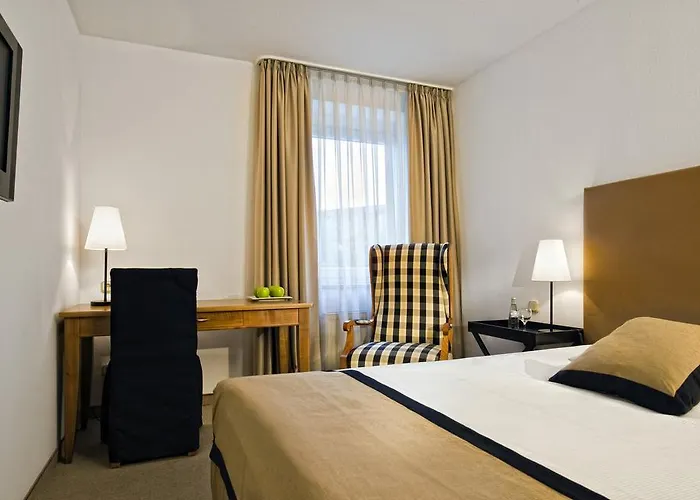 City Hotel Rosenheim 4*
